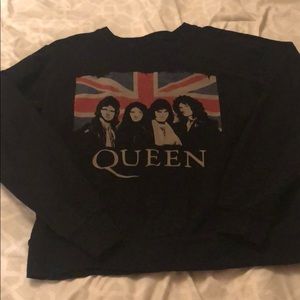 Queen sweater!